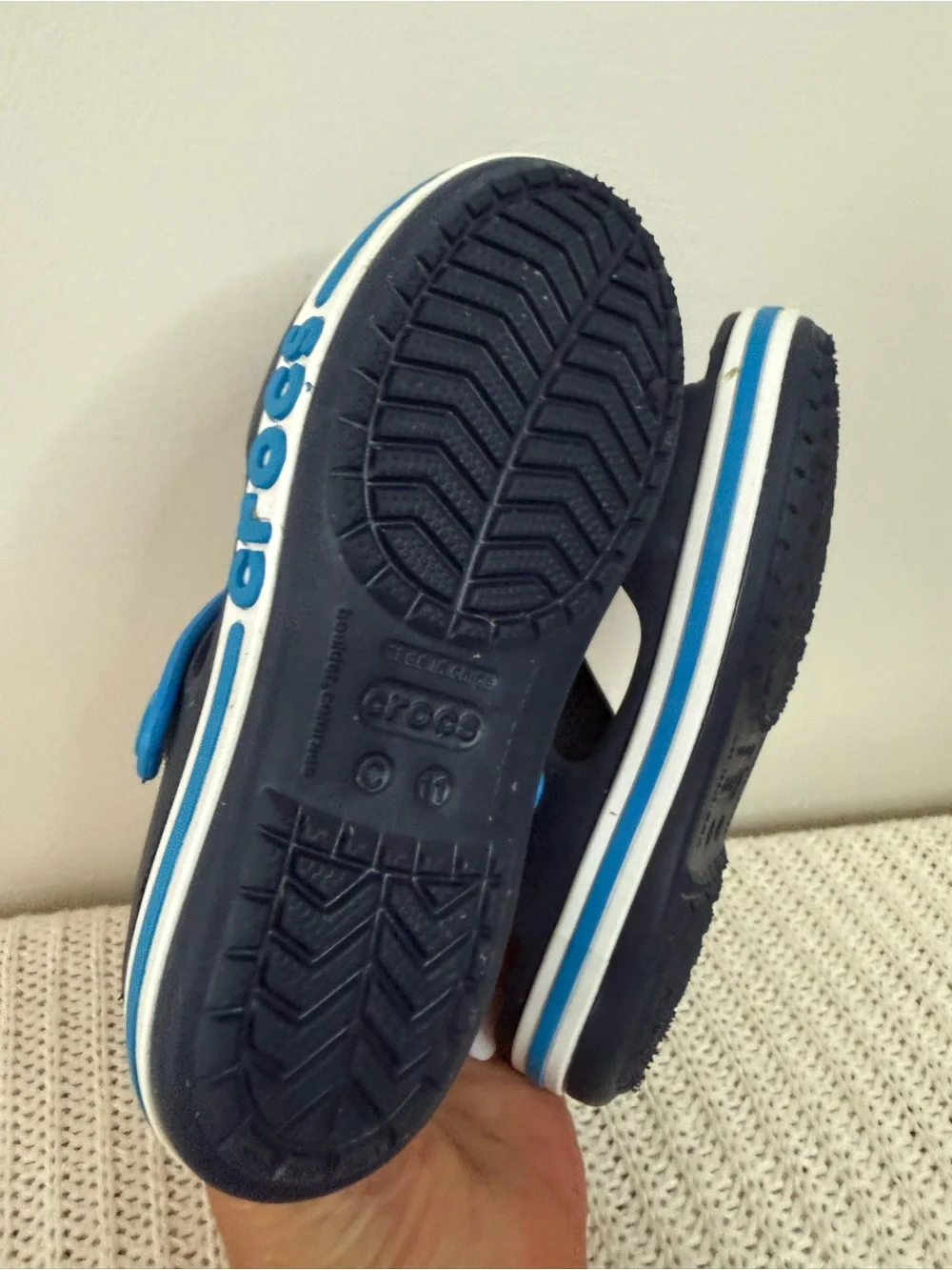 Crocs Kids Navy & Blue Sandal with Adjustable Strap size 11